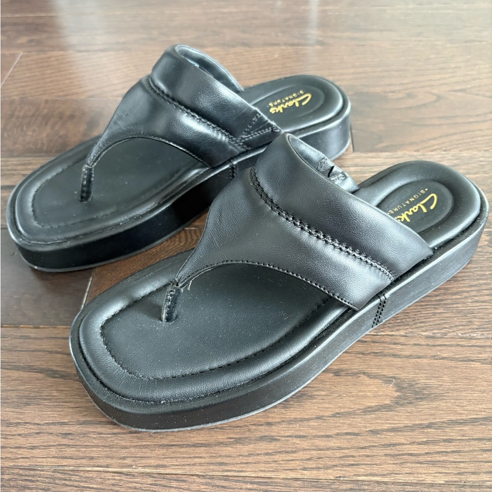 Clarks Women’s Black Leather Sandals